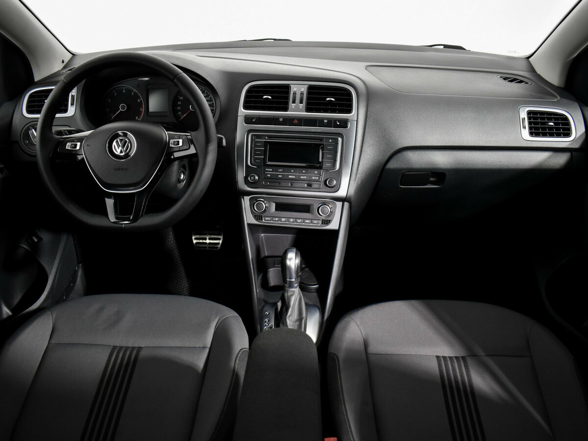 Volkswagen Polo V Рестайлинг, 2017 Фото №13