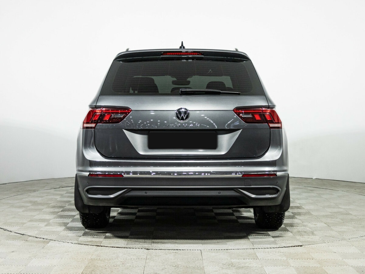 Volkswagen Tiguan II Рестайлинг, 2021 Фото №5