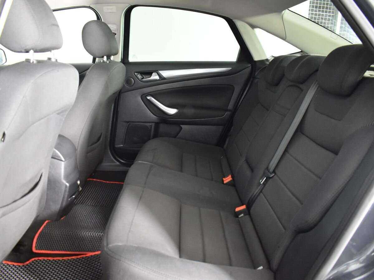 Ford Mondeo, 2011 Фото №15