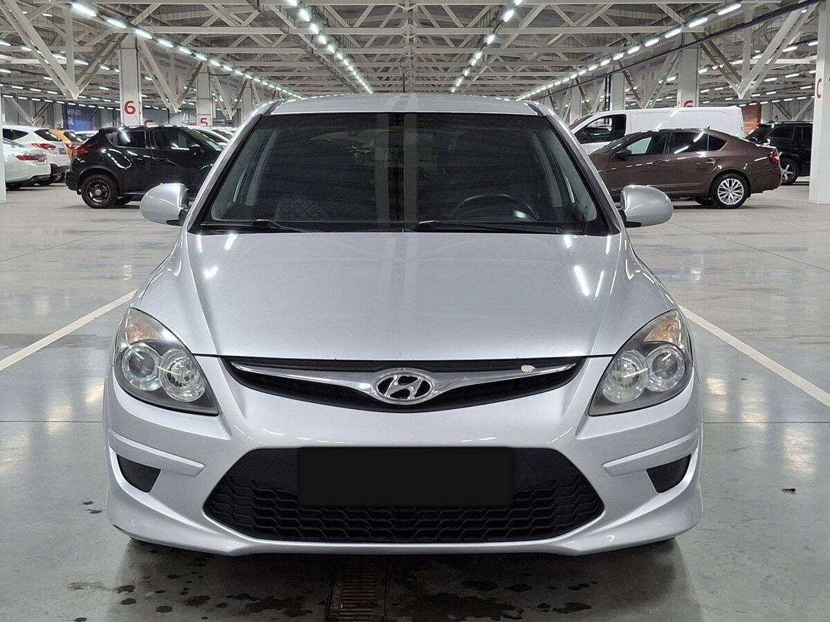 Hyundai i30 I Рестайлинг, 2011 Фото №2