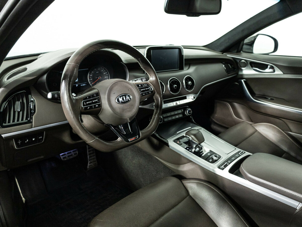 Kia Stinger I, 2018 Фото №11