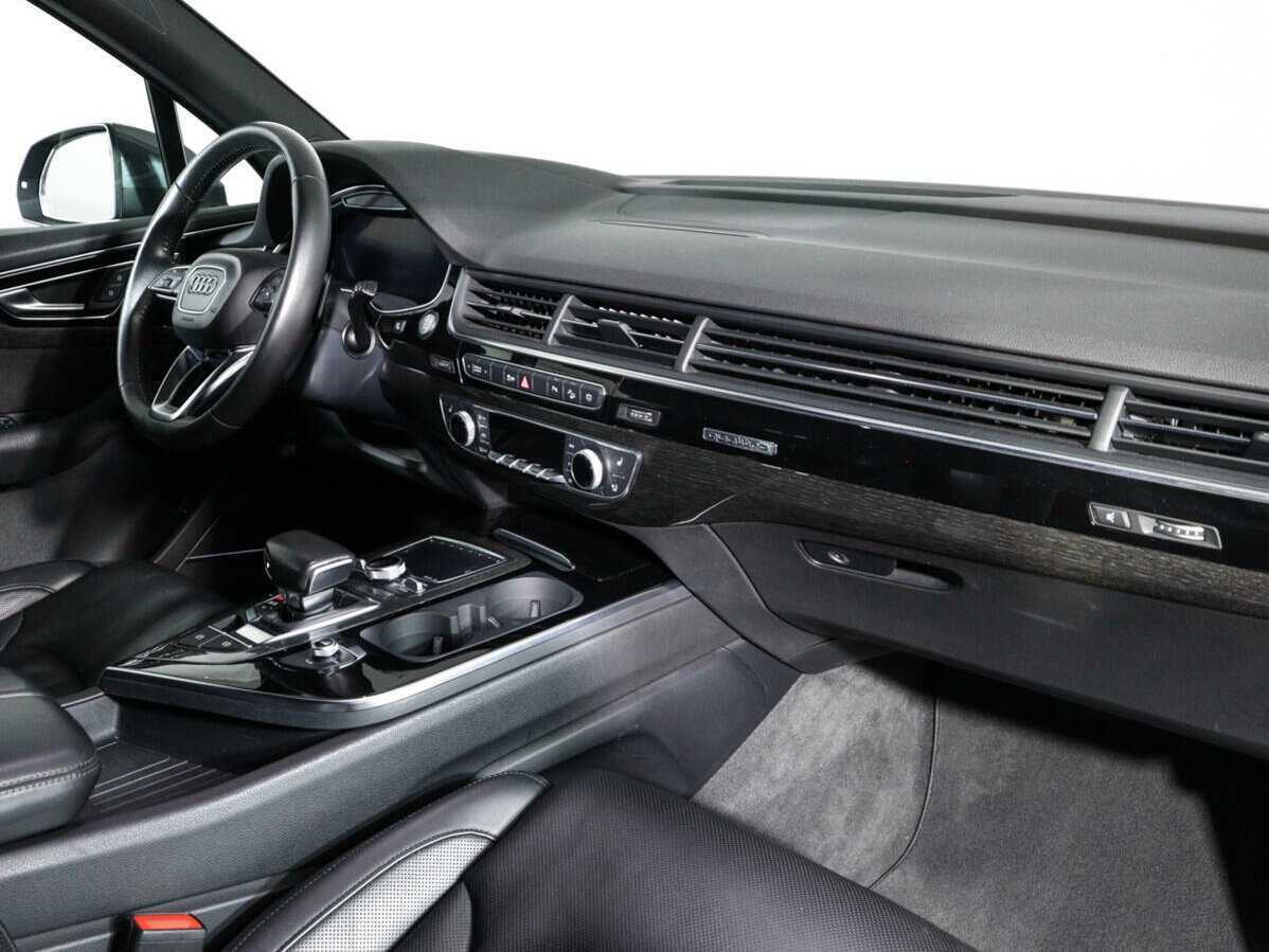 Audi Q7, 2018 Фото №6