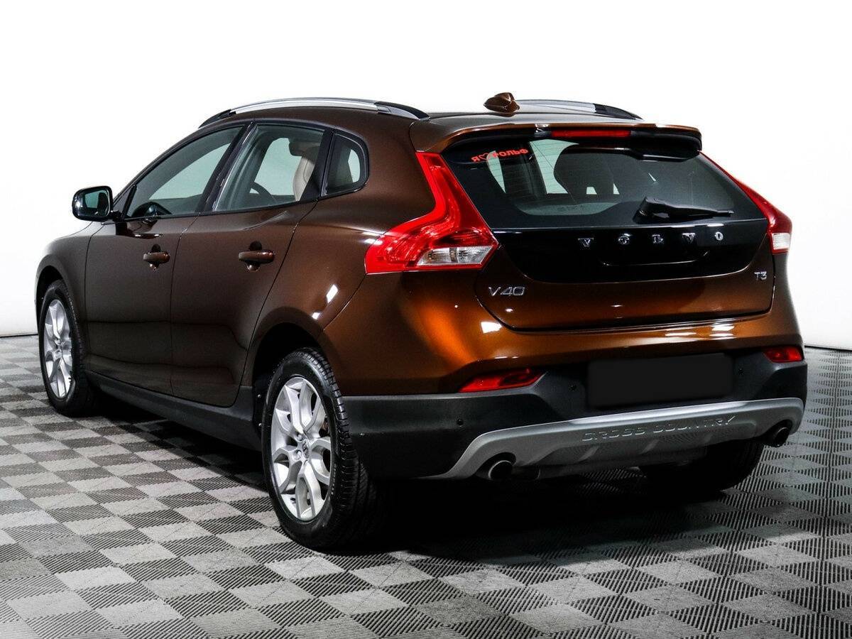 Volvo V40 Cross Country, 2018 Фото №7
