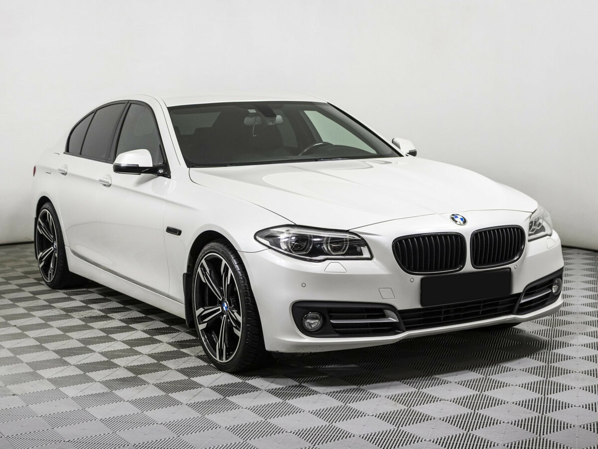 BMW 5 серии 528i xDrive VI (F10/F11/F07) Рестайлинг, 2016 Фото №3