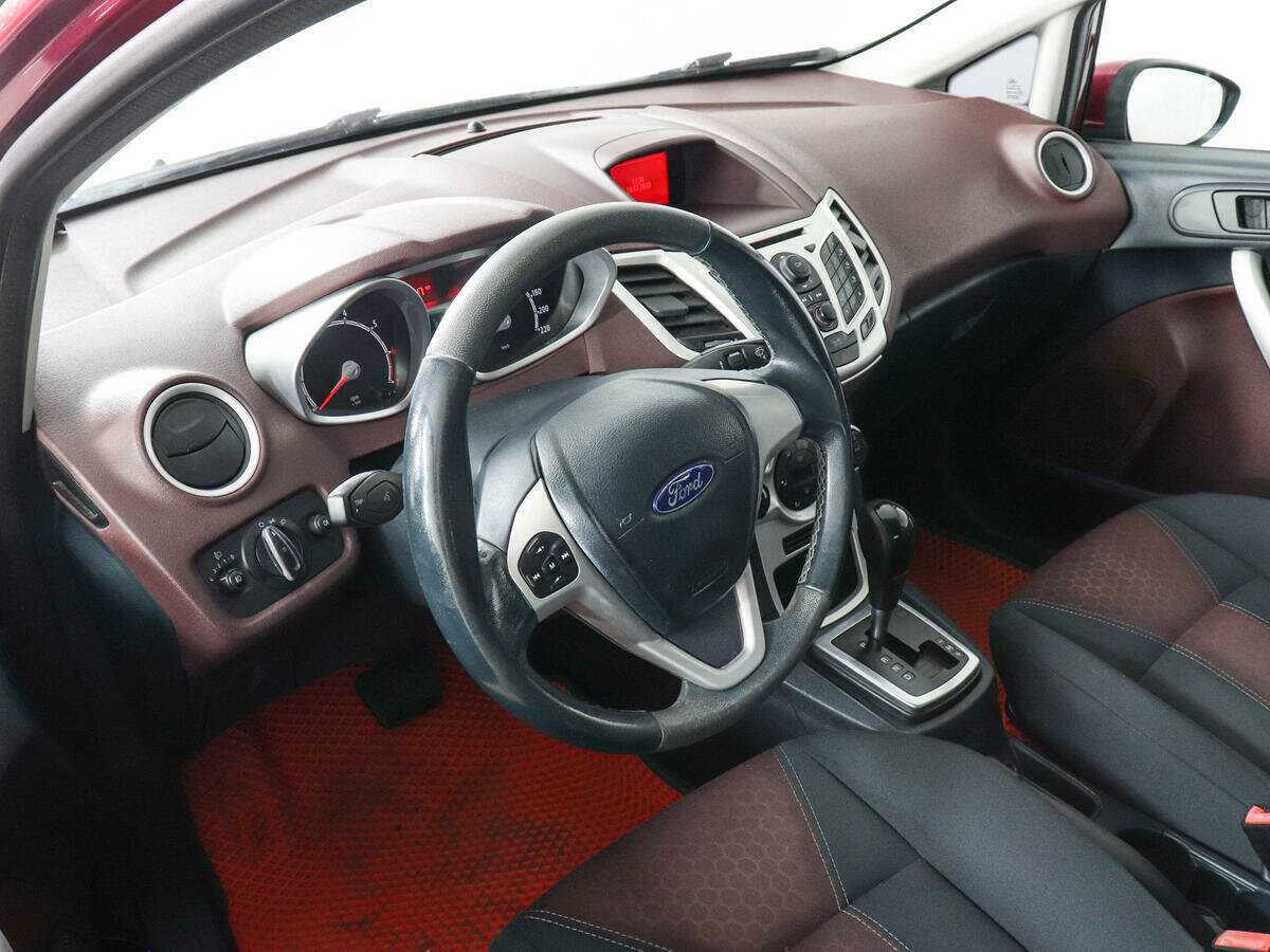 Ford Fiesta, 2010 Фото №5