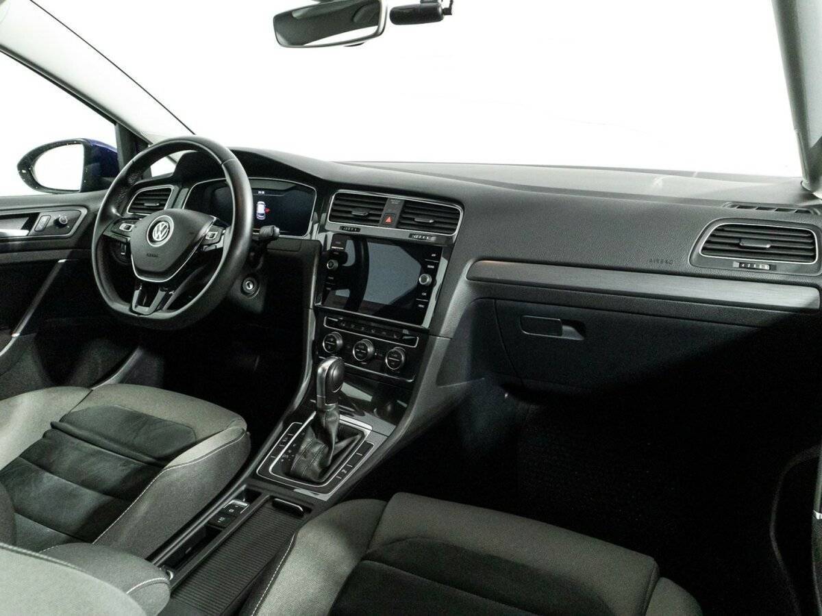 Volkswagen Golf, 2018 Фото №9