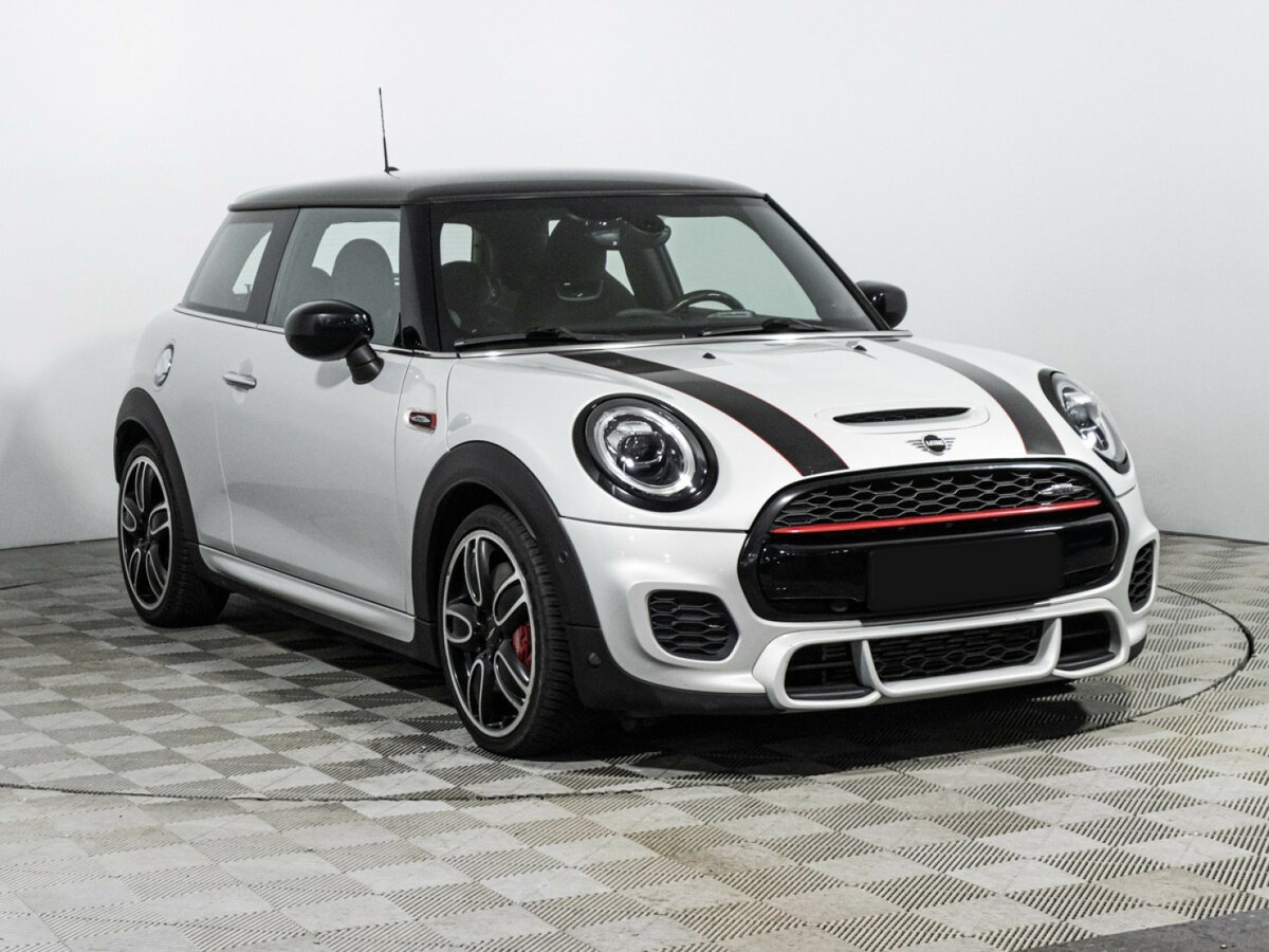 Mini Hatch JCW III (F55/F56) Рестайлинг, 2020 Фото №3