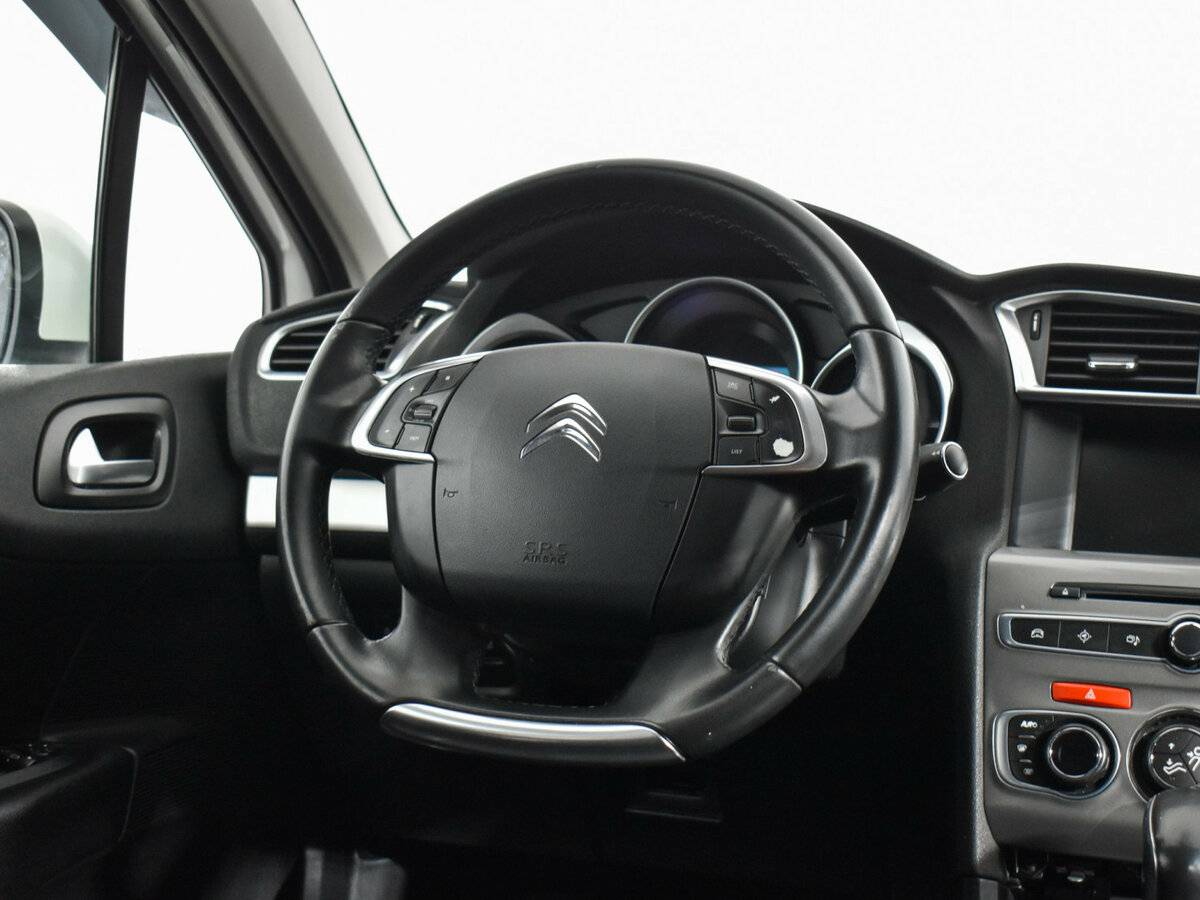 Citroen C4 II Рестайлинг, 2016 Фото №10