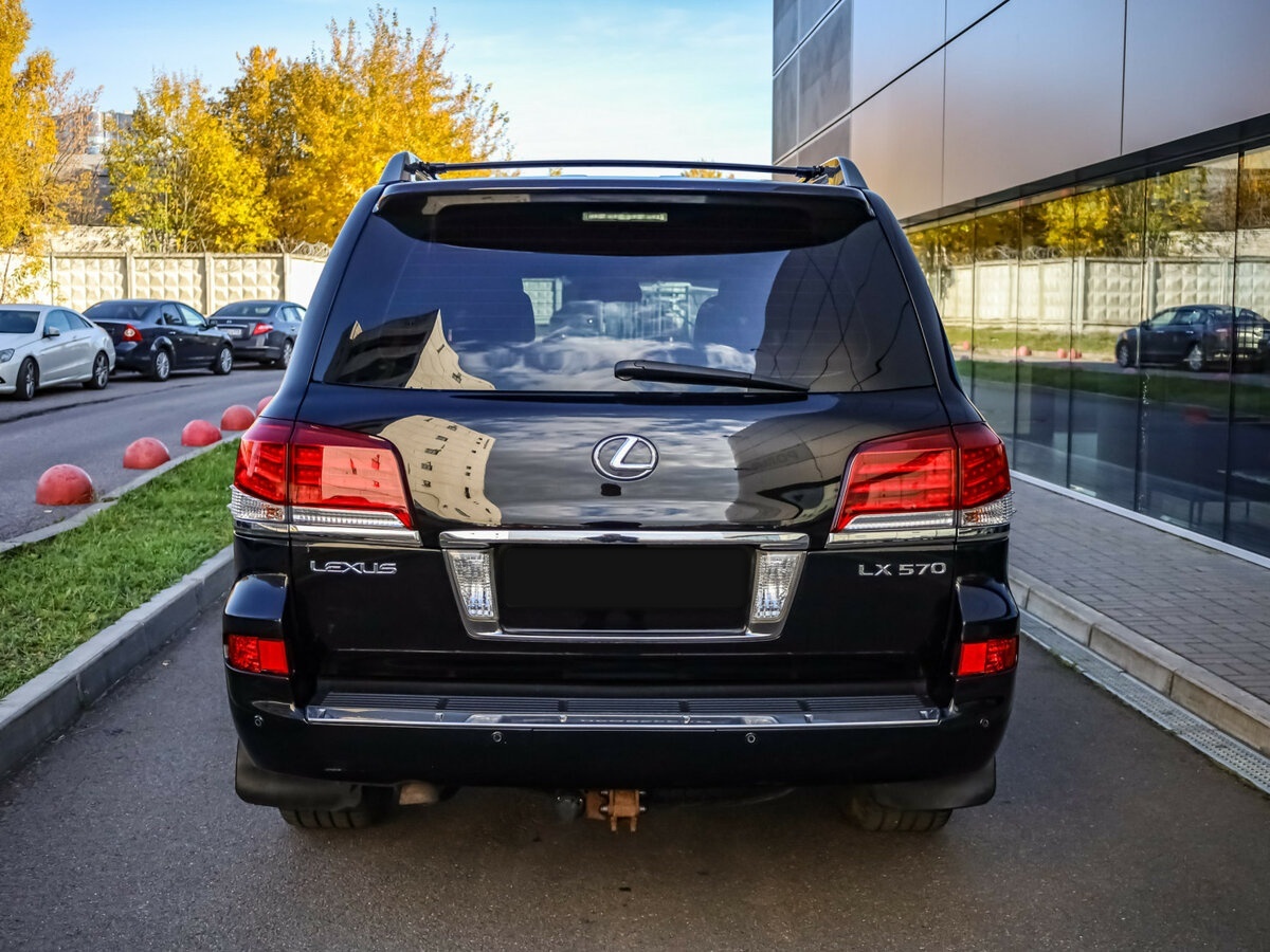 Lexus LX 570 III Рестайлинг, 2012 Фото №5