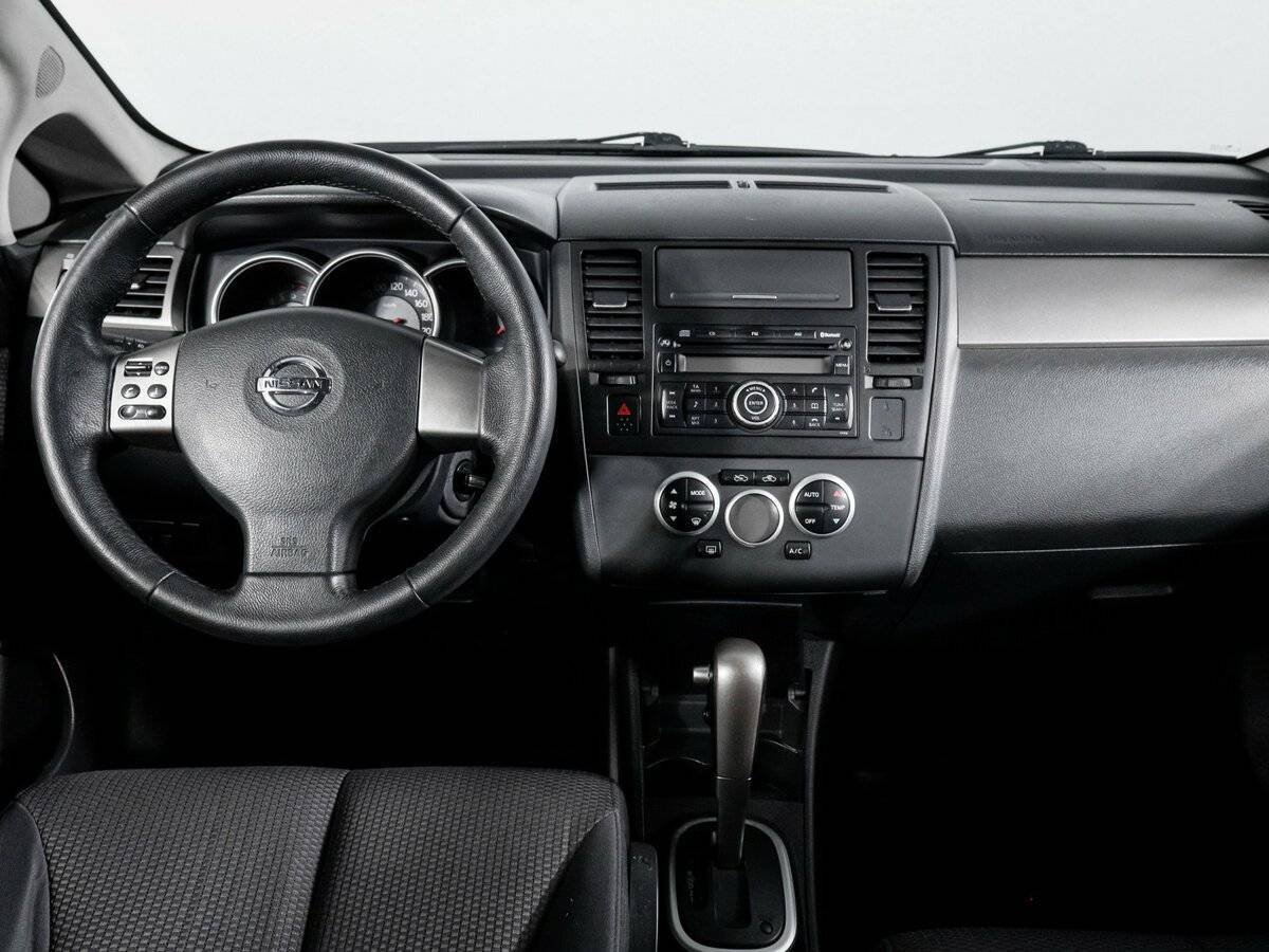 Nissan Tiida, 2008 Фото №12
