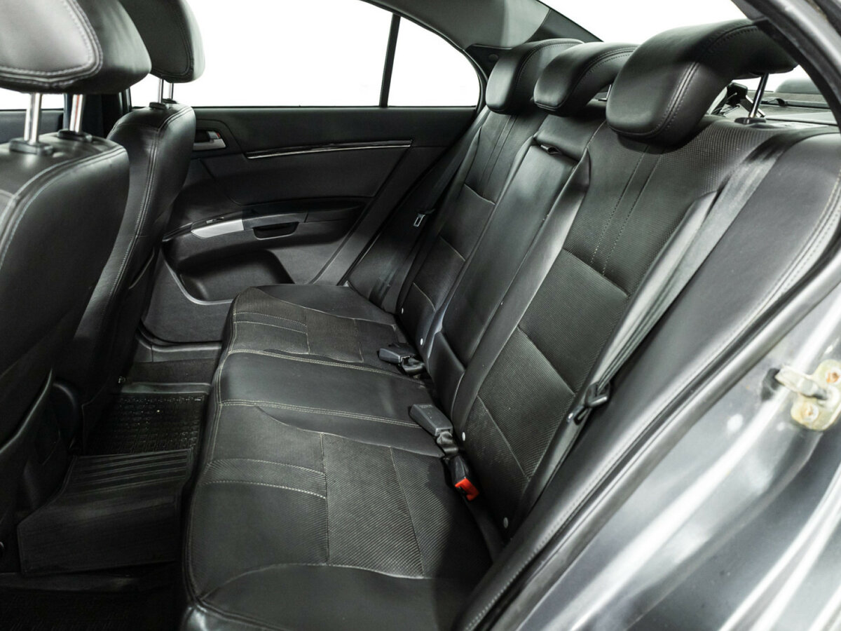 Geely Emgrand EC7, 2013 Фото №10