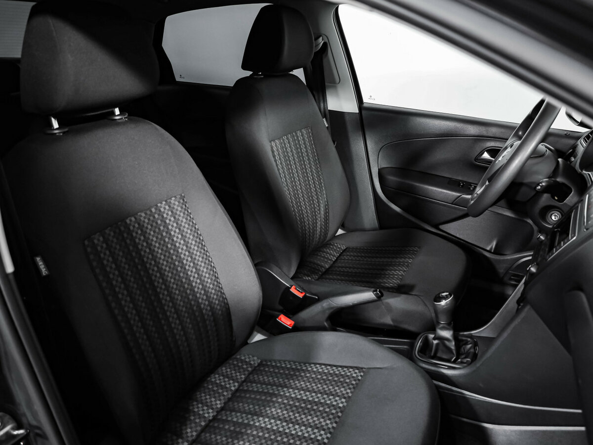 Volkswagen Polo V Рестайлинг, 2018 Фото №15