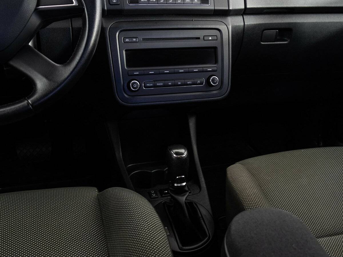 Skoda Fabia, 2013 Фото №11