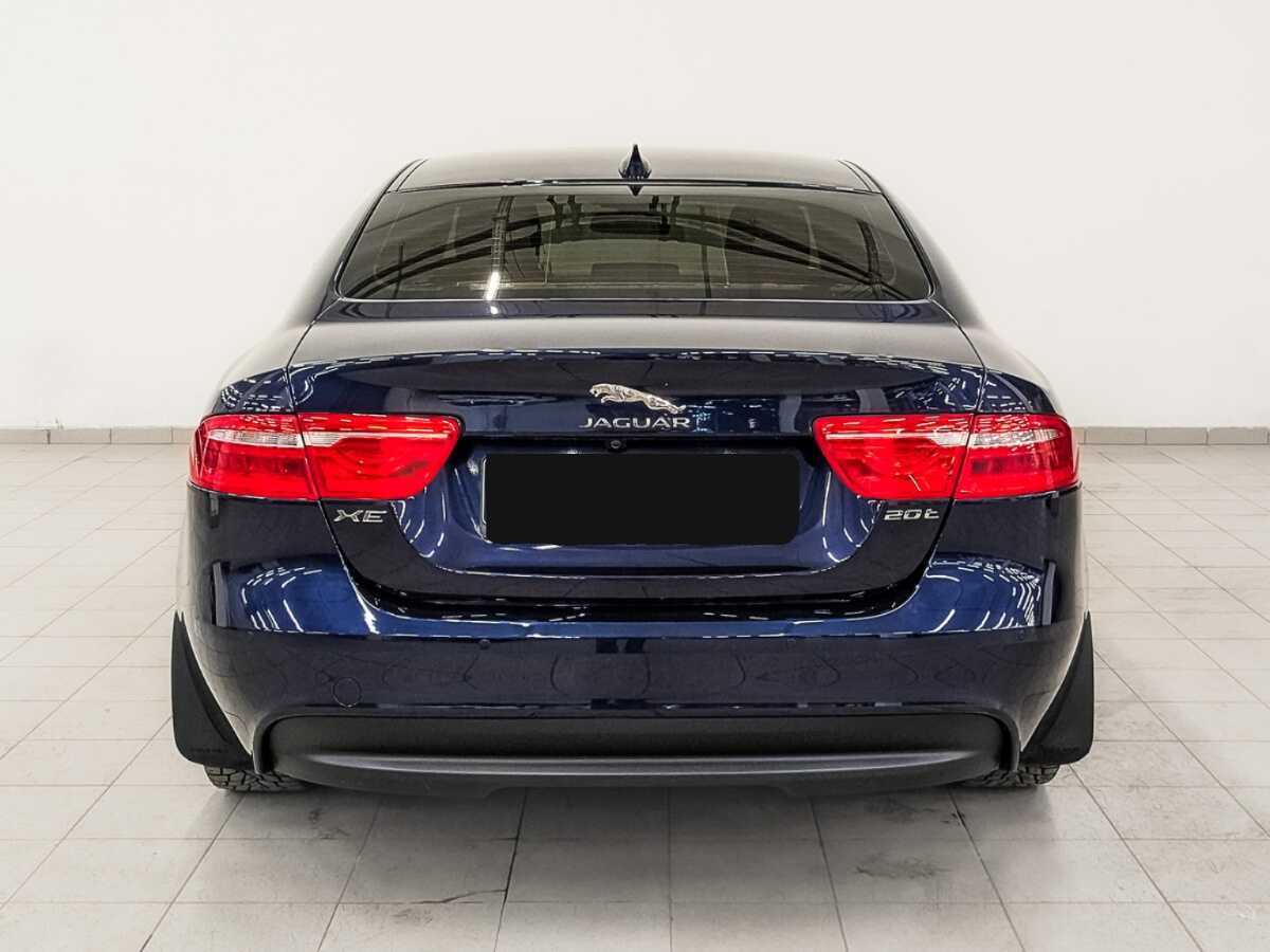 Jaguar XE, 2017 Фото №6