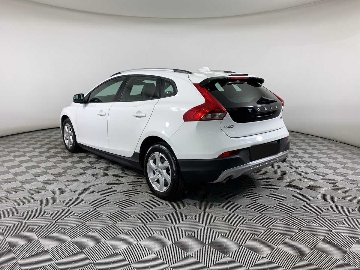 Volvo V40 Cross Country, 2017 Фото №7