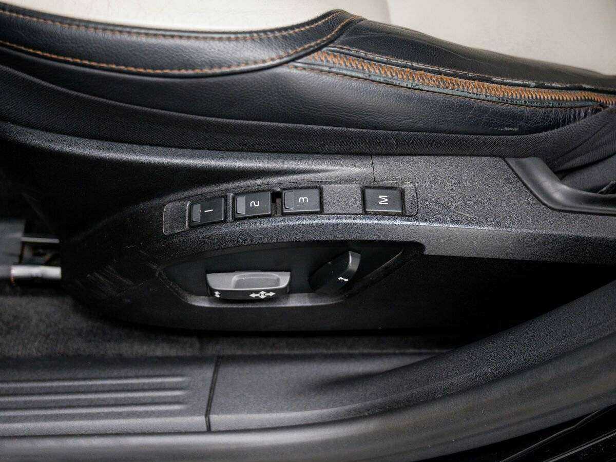 Volvo V40 Cross Country, 2015 Фото №14