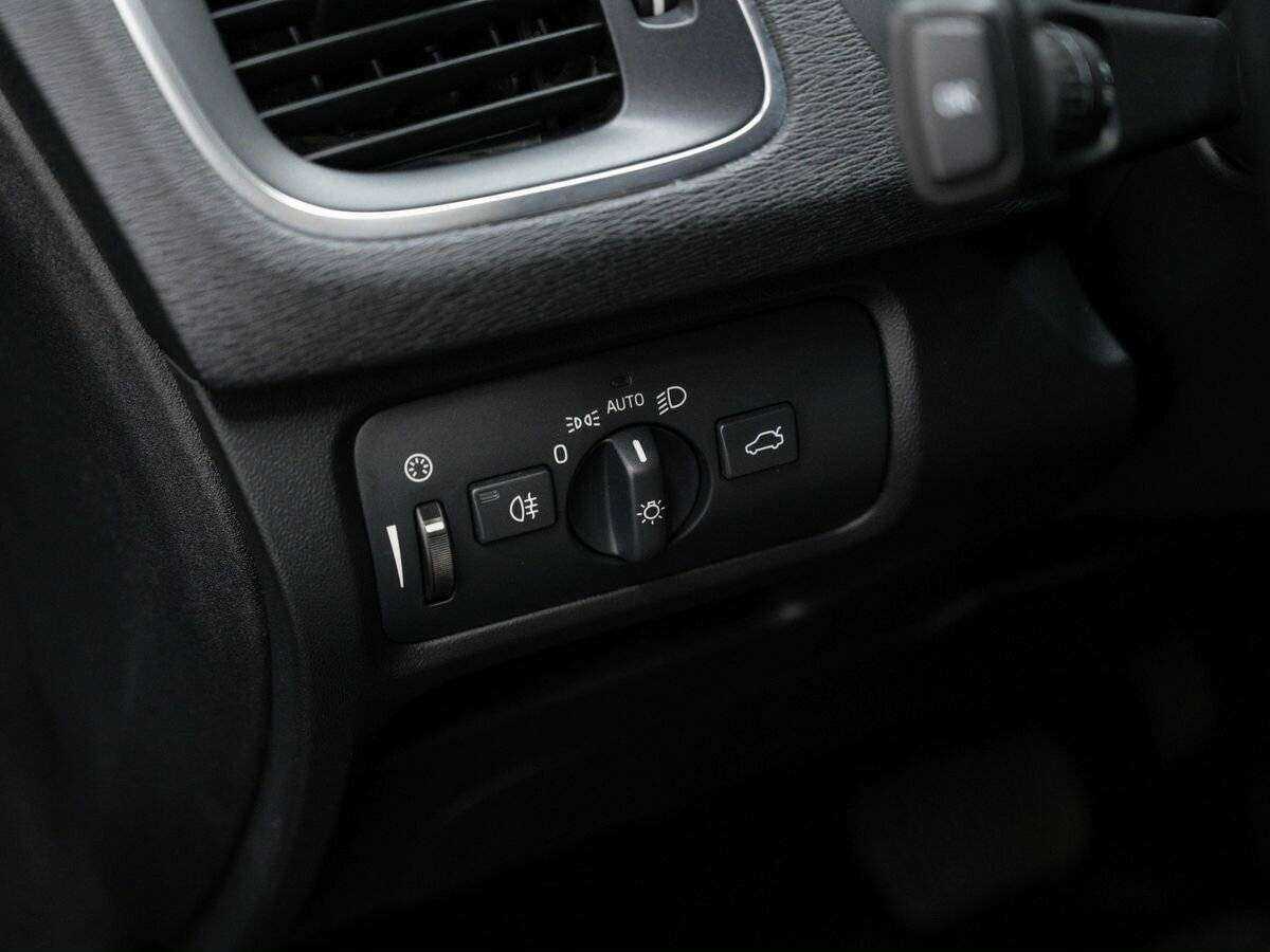 Volvo V40 Cross Country, 2015 Фото №15