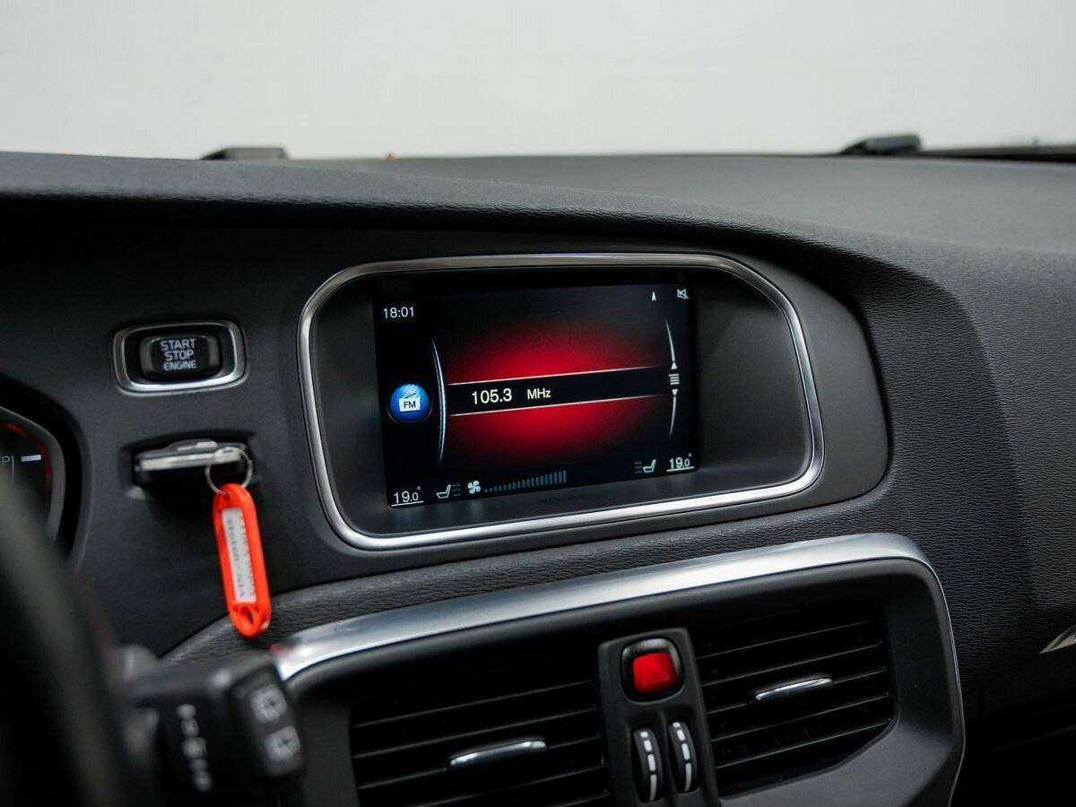 Volvo V40 Cross Country, 2015 Фото №21