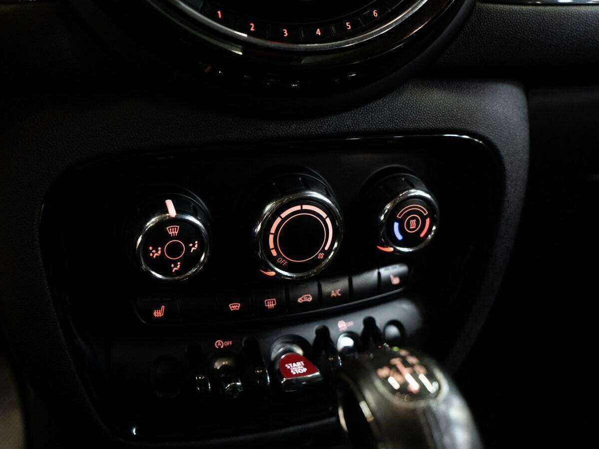 Mini Clubman Cooper, 2016 Фото №13