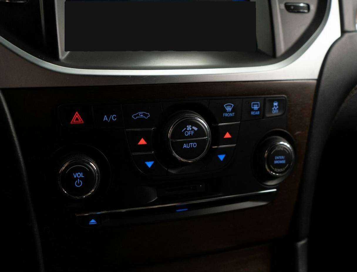 Chrysler 300C, 2012 Фото №13