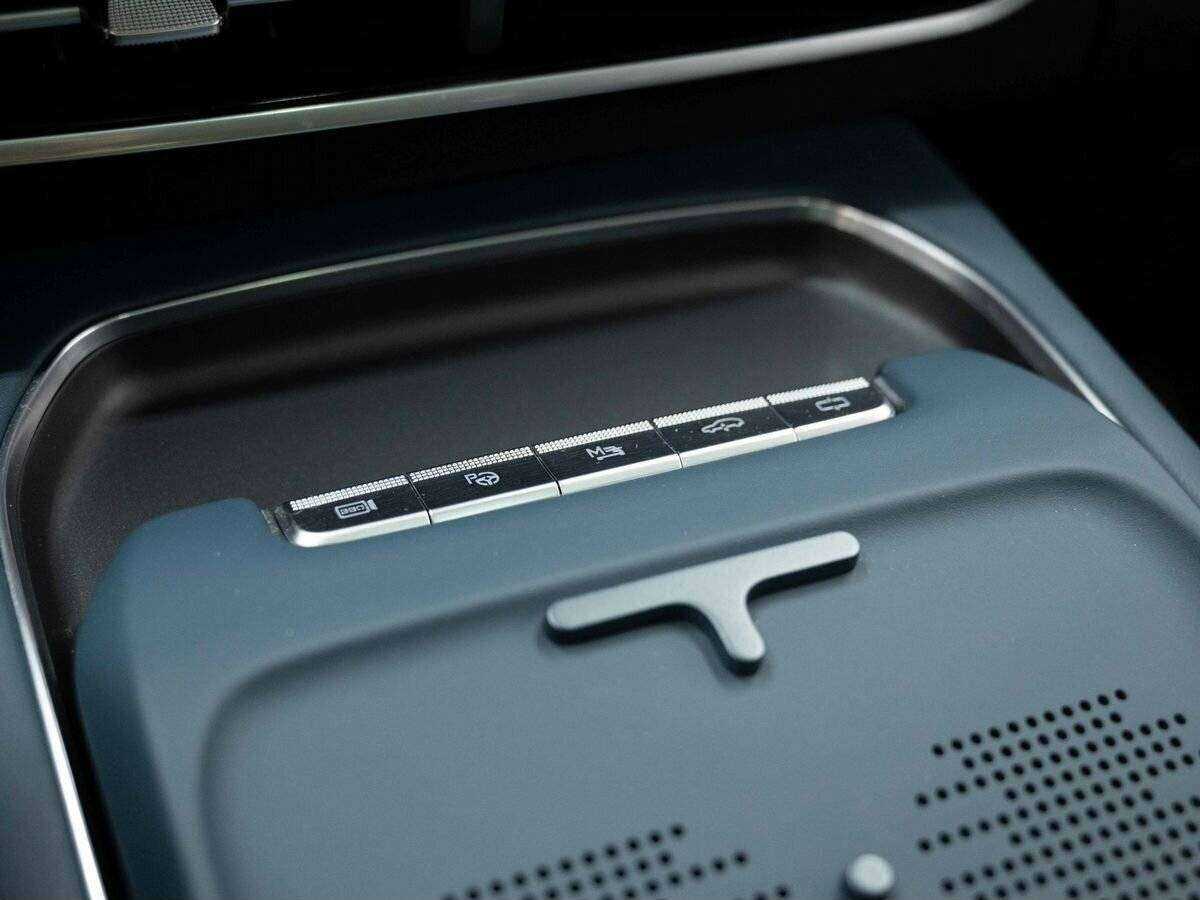 Voyah Free, 2023 Фото №17