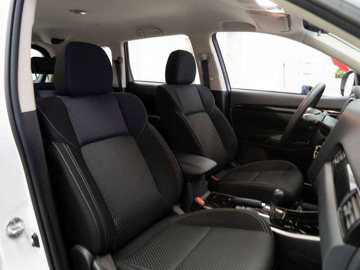 Mitsubishi Outlander, 2022 Фото №9