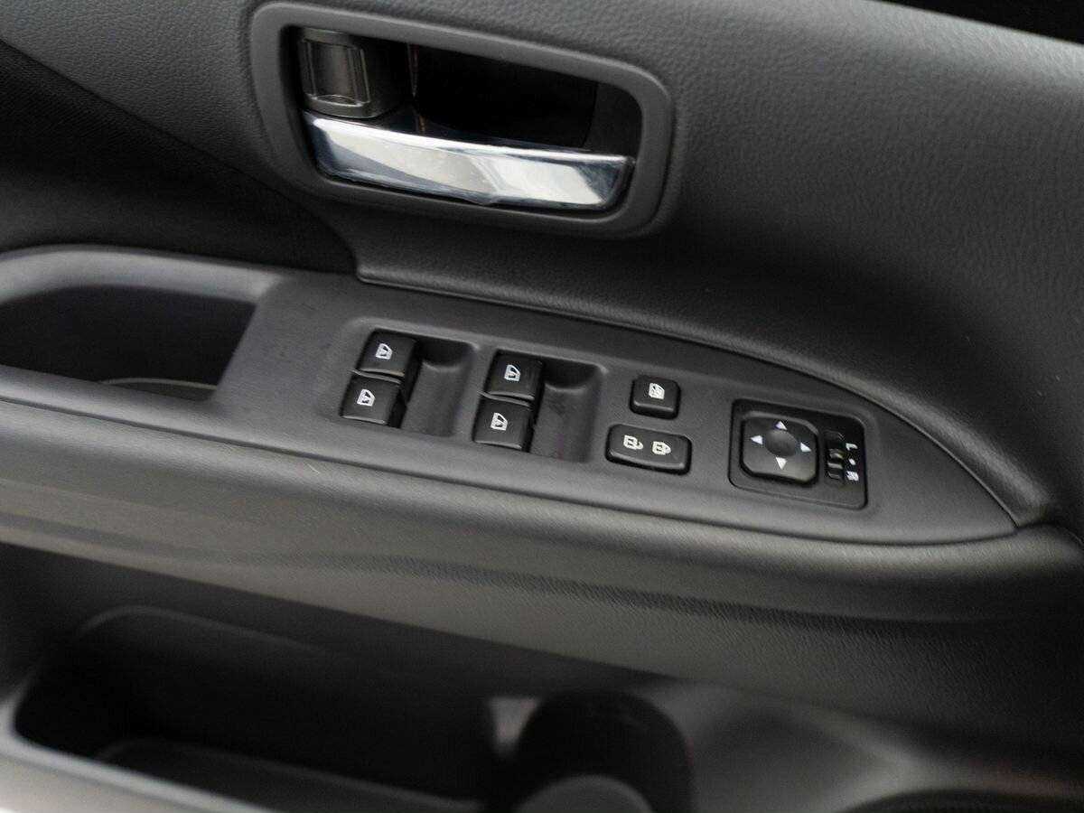 Mitsubishi Outlander, 2022 Фото №14