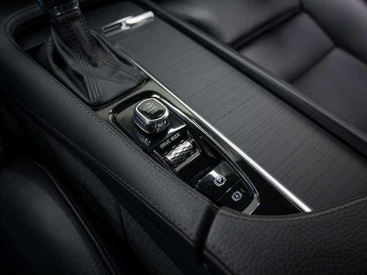 Volvo XC90, 2020 Фото №22