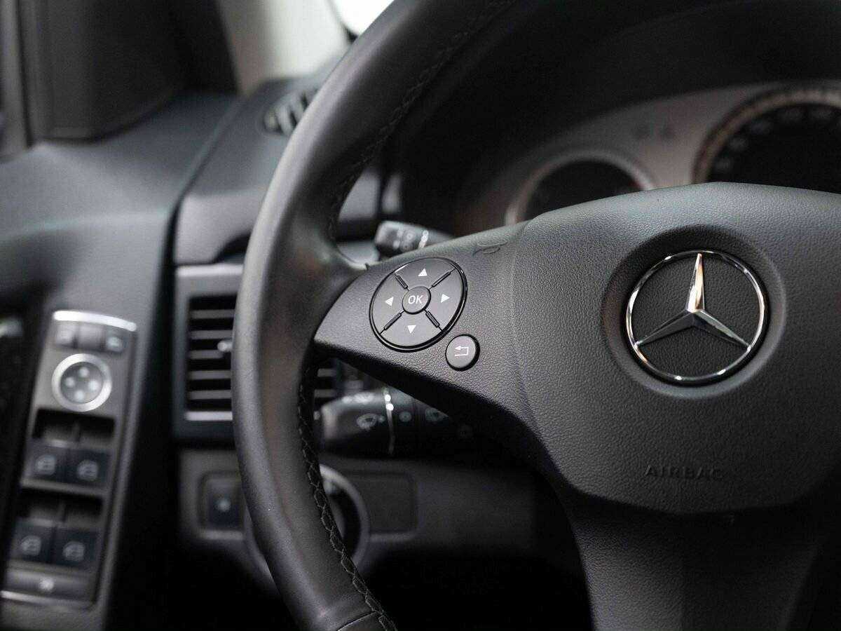 Mercedes-Benz GLK-Класс 300, 2011 Фото №16