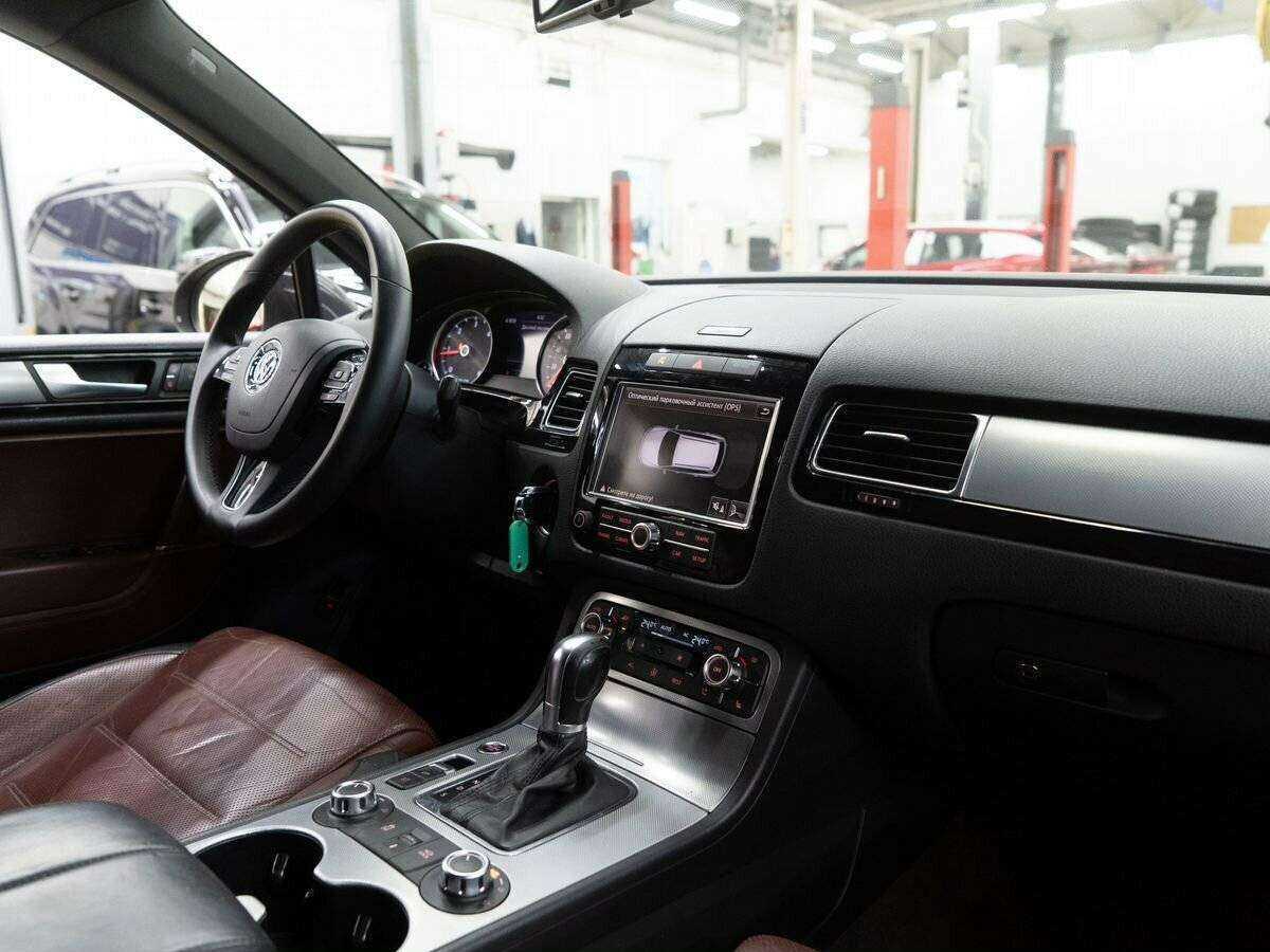 Volkswagen Touareg, 2010 Фото №19