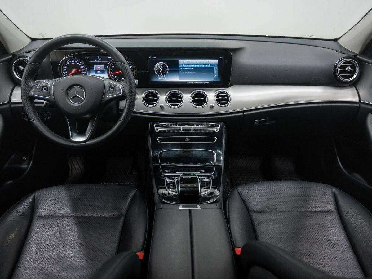 Mercedes-Benz E-Класс 200, 2017 Фото №12