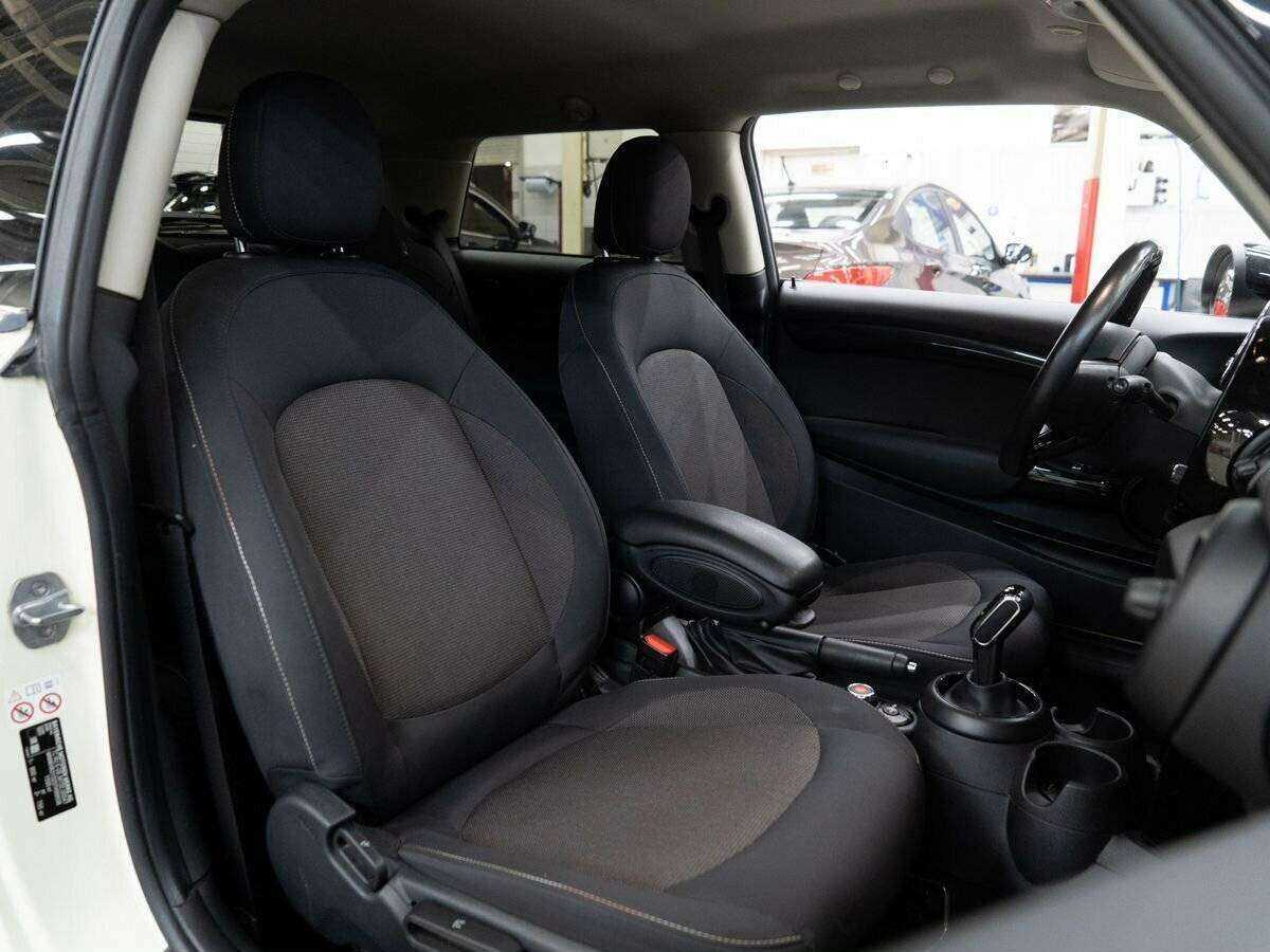 Mini Hatch Cooper, 2018 Фото №8