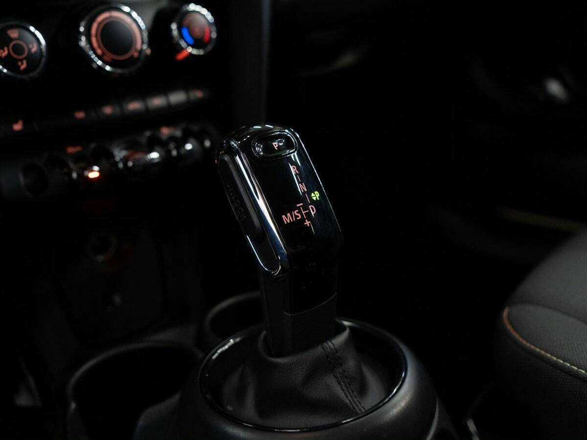 Mini Hatch Cooper, 2018 Фото №12