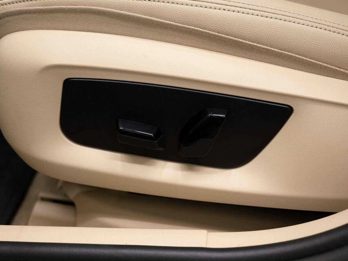 BMW 5 серии 520d xDrive, 2018 Фото №19