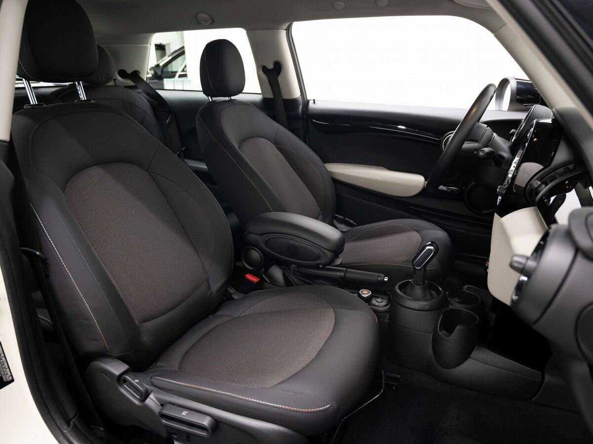 Mini Hatch Cooper, 2019 Фото №11