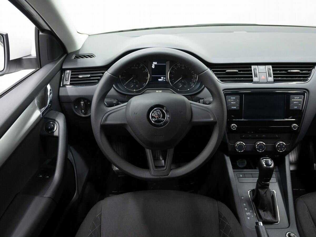 Skoda Octavia, 2017 Фото №14