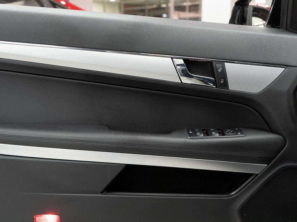 Mercedes-Benz E-Класс 200 7G-Tronic, 2012 Фото №14