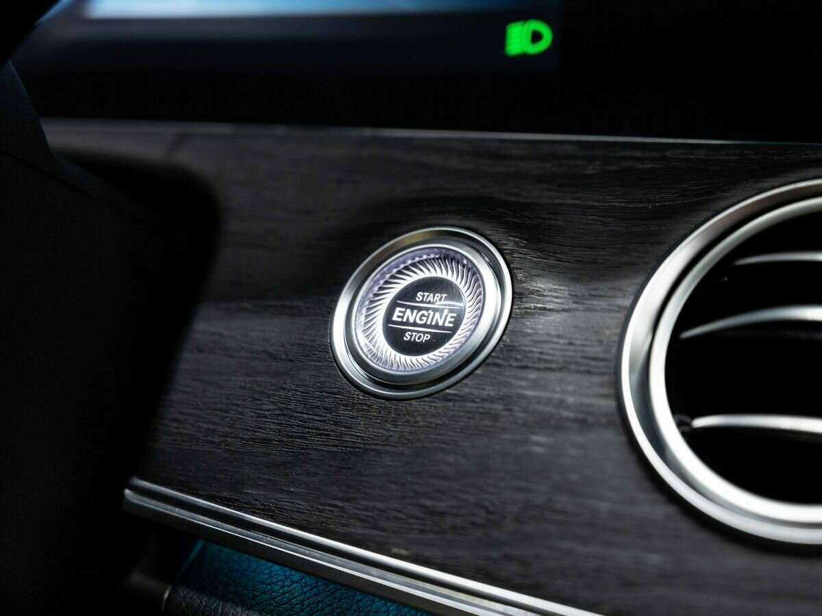 Mercedes-Benz E-Класс 220 d, 2018 Фото №21