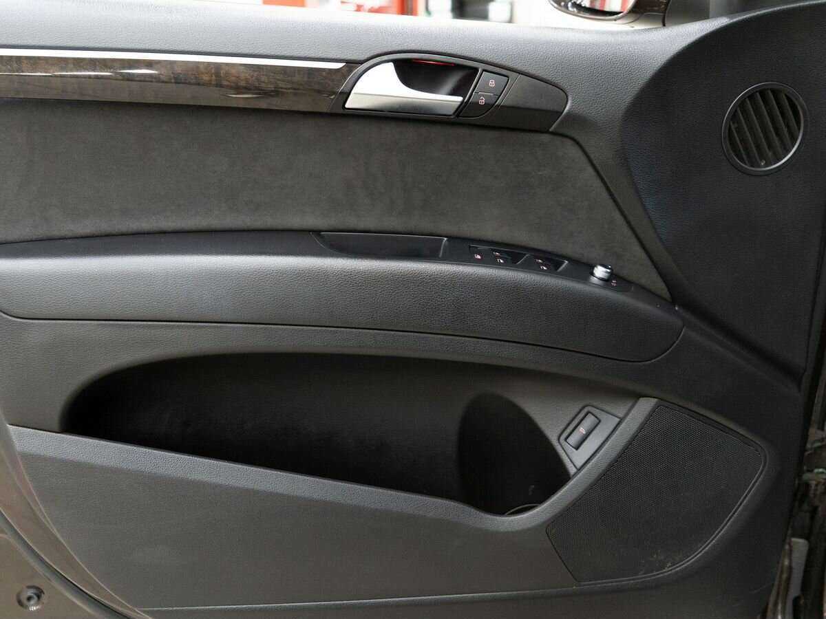 Audi Q7, 2011 Фото №16