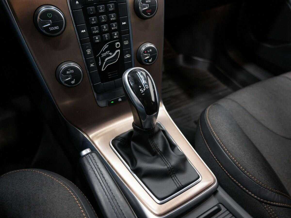 Volvo V40 Cross Country, 2014 Фото №21