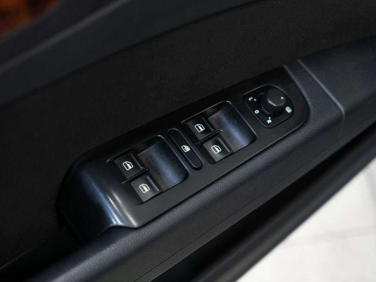 Skoda Superb DSG, 2011 Фото №16