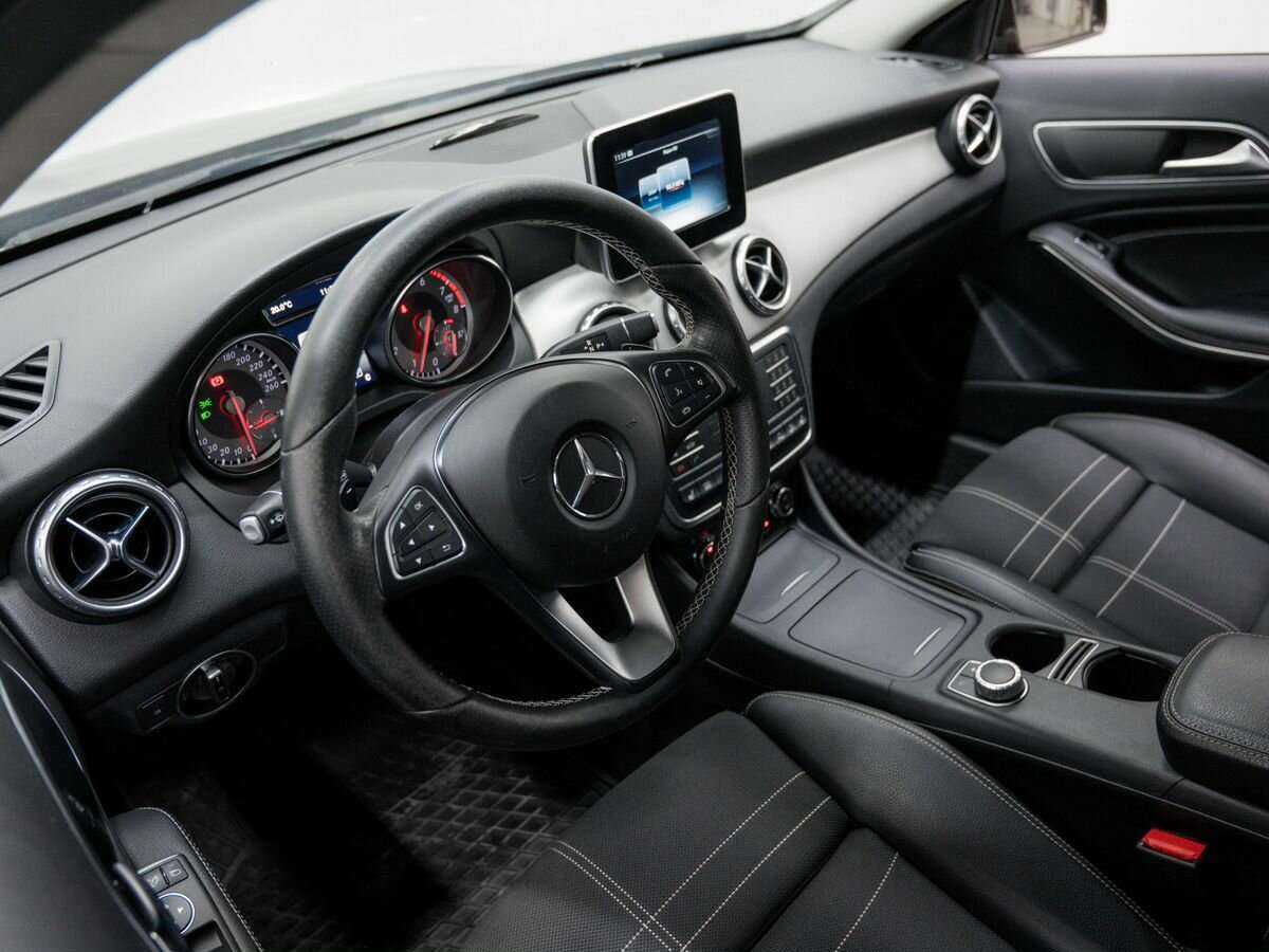 Mercedes-Benz GLA 250, 2016 Фото №13