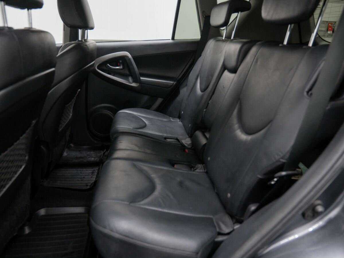 Toyota RAV4, 2011 Фото №13