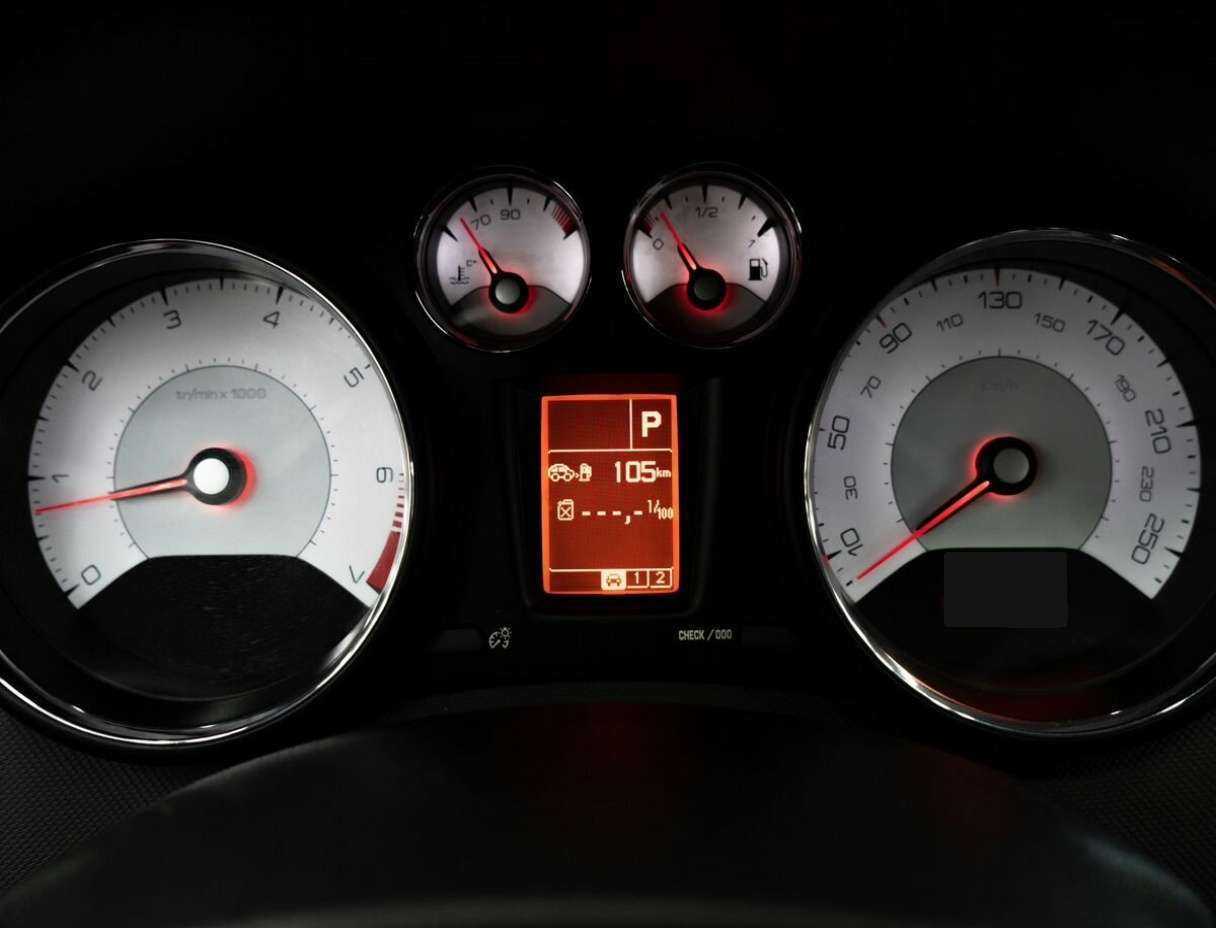 Peugeot 308, 2011 Фото №12