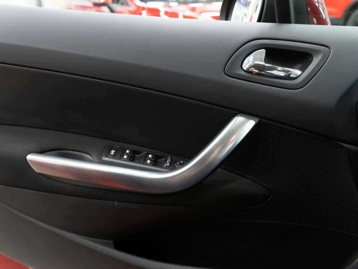 Peugeot 308, 2011 Фото №15