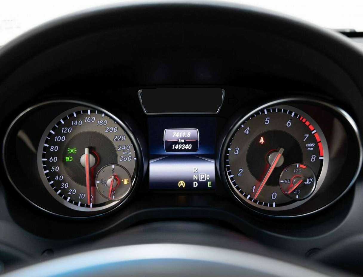 Mercedes-Benz GLA 250, 2015 Фото №15