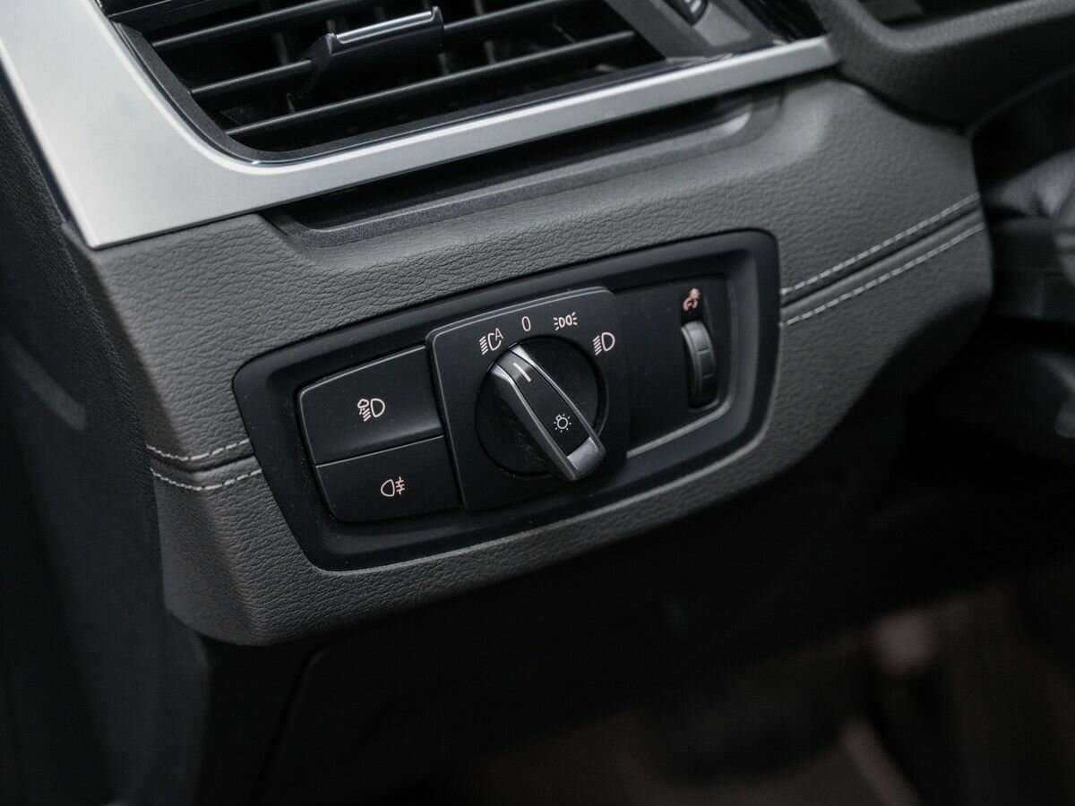 BMW X2 xDrive20i, 2022 Фото №14