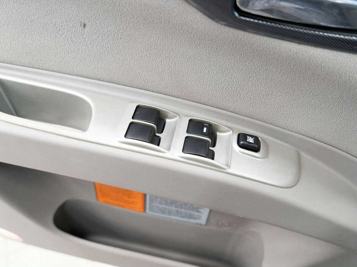 Mitsubishi Pajero Sport, 2014 Фото №14