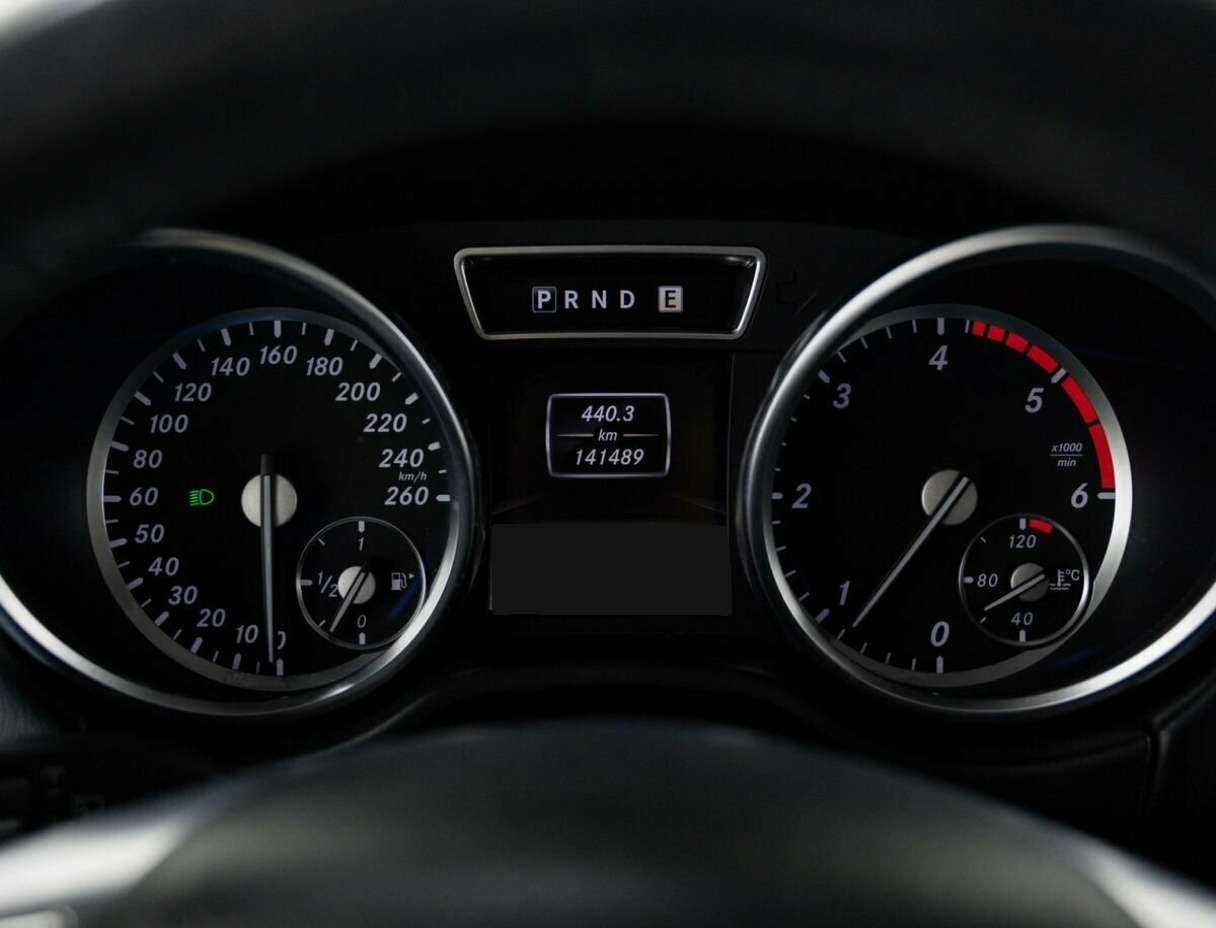 Mercedes-Benz G-Класс 350 CDI BlueTEC, 2013 Фото №32