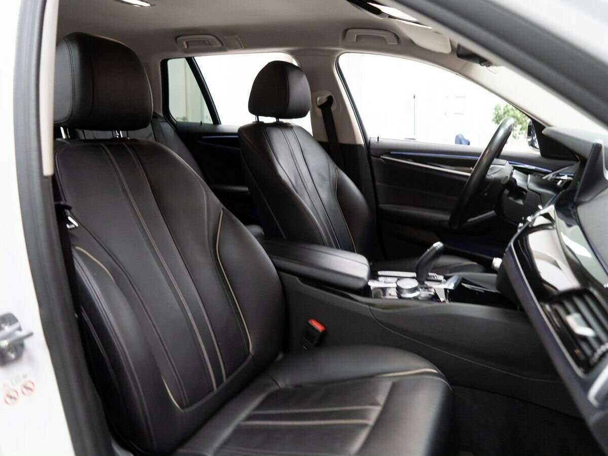 BMW 5 серии 530d xDrive, 2018 Фото №10